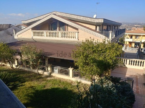 appartamento in vendita a Cappelle sul Tavo