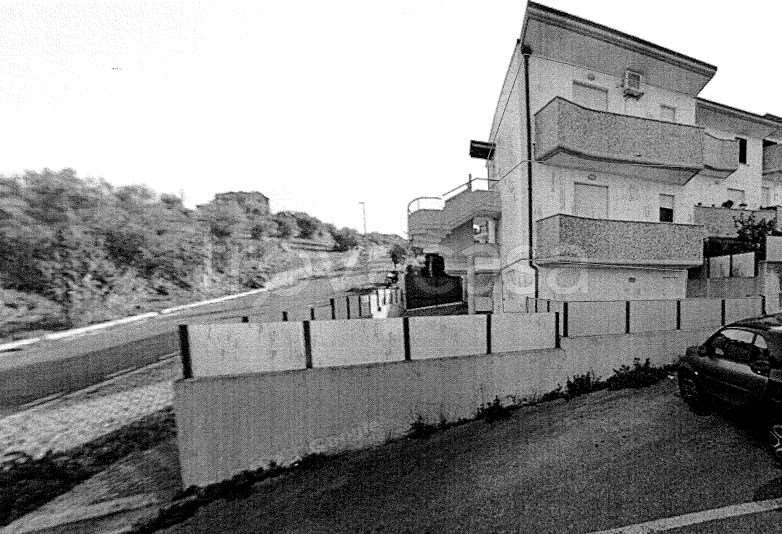 appartamento in vendita a Cappelle sul Tavo in zona Staffieri