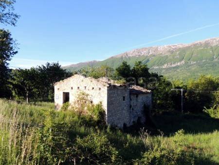 pentavano in vendita a Caramanico Terme