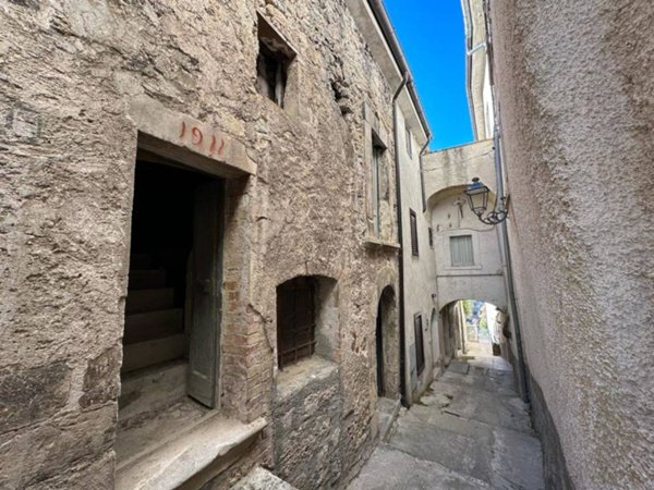 casa indipendente in vendita a Caramanico Terme