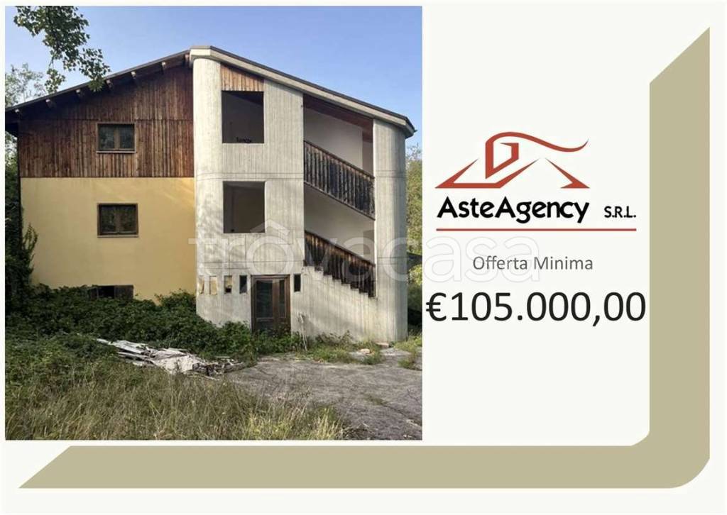 casa indipendente in vendita a Caramanico Terme
