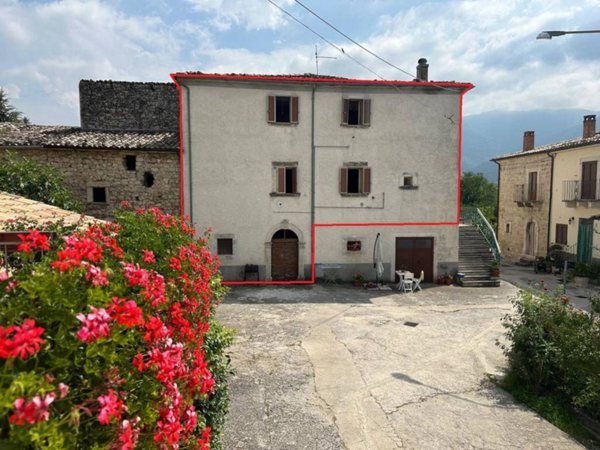 quadrivano in vendita a Caramanico Terme