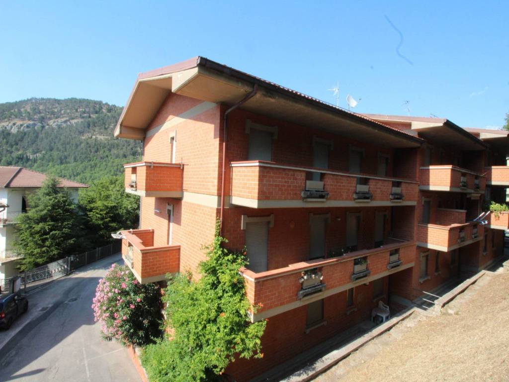 appartamento in vendita a Caramanico Terme