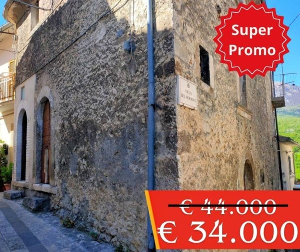 casa indipendente in vendita a Caramanico Terme