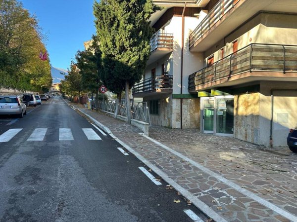 negozio in vendita a Caramanico Terme