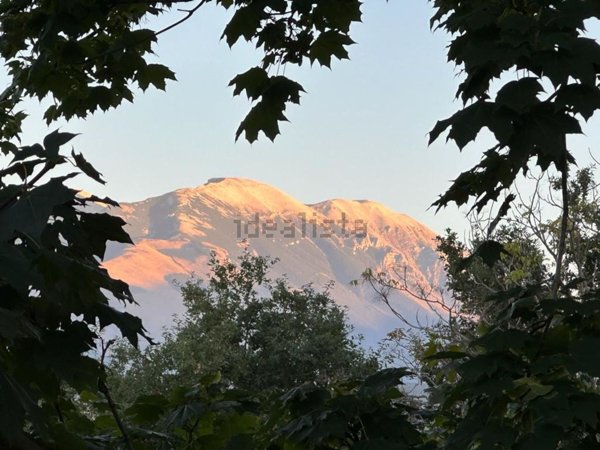 casa indipendente in vendita a Caramanico Terme