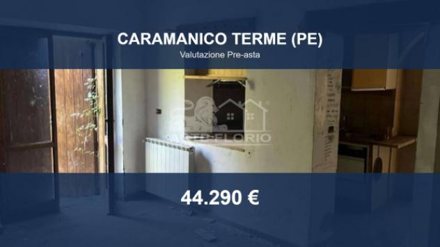 casa indipendente in vendita a Caramanico Terme