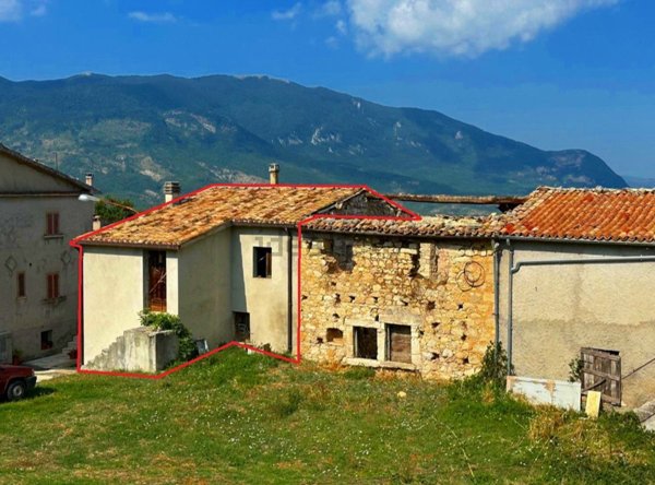 quadrivano in vendita a Caramanico Terme