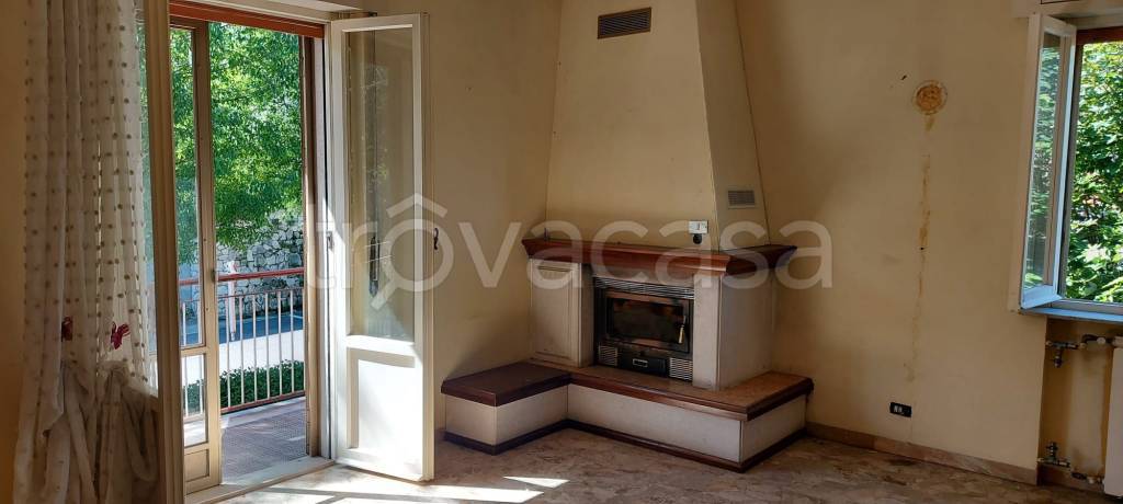 appartamento in vendita a Caramanico Terme in zona Santa Croce