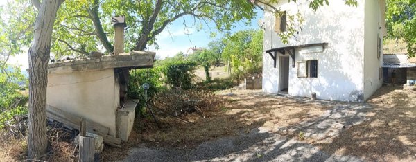 casa indipendente in vendita a Caramanico Terme in zona Santa Croce