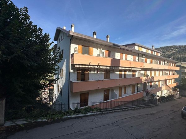 appartamento in vendita a Caramanico Terme in zona Santa Croce