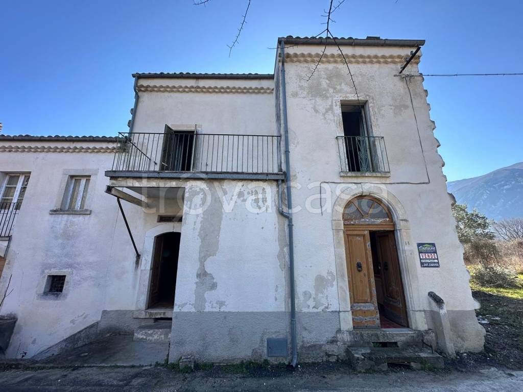 appartamento in vendita a Castiglione a Casauria