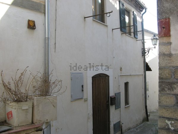 casa indipendente in vendita a Castiglione a Casauria