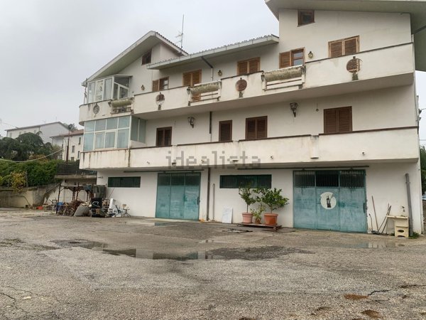 appartamento in vendita a Castiglione a Casauria