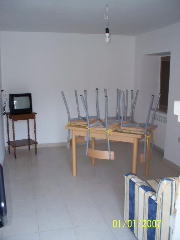 casa indipendente a Castiglione a Casauria in zona Madonna della Croce