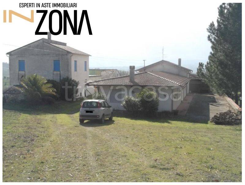 casa indipendente in vendita a Catignano