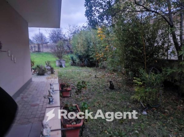 casa indipendente in vendita a Catignano