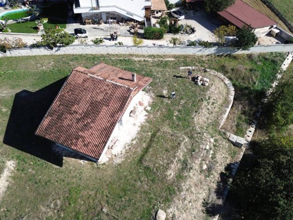 casa indipendente in vendita a Catignano