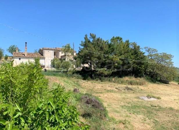 casa indipendente in vendita a Catignano
