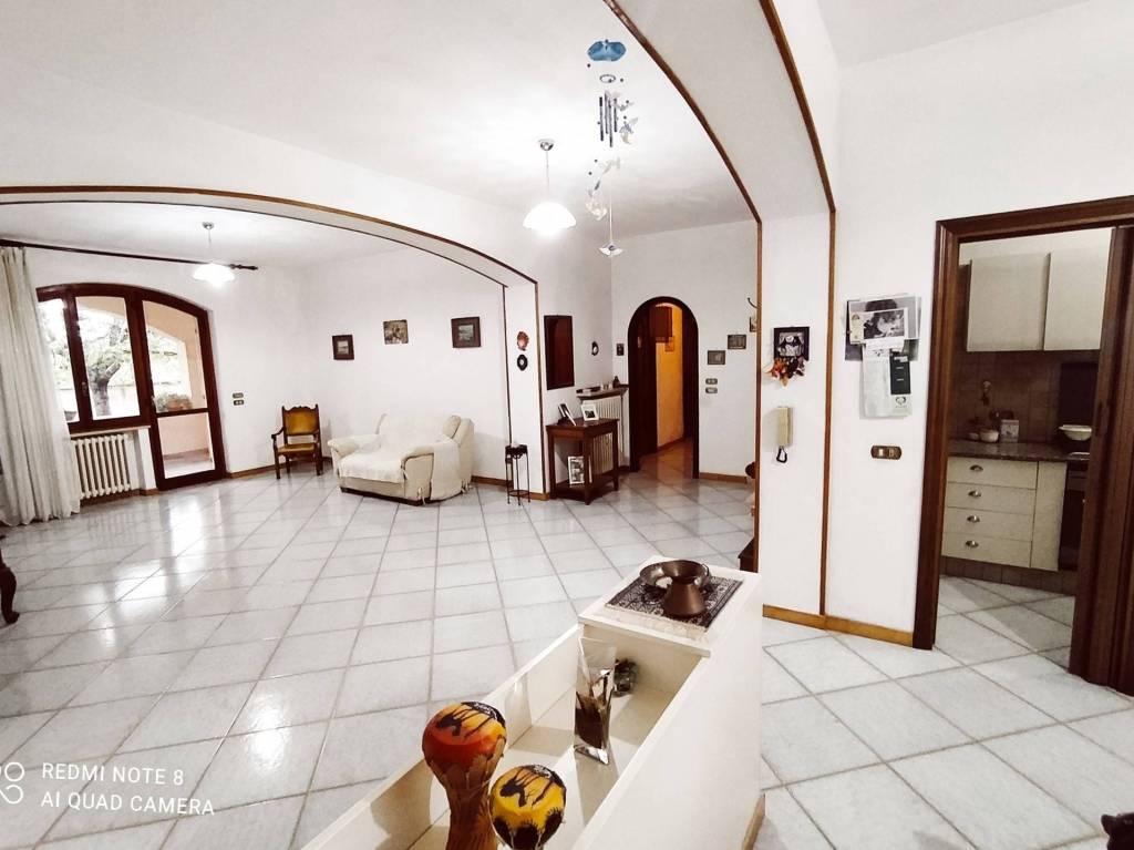 villa in vendita a Catignano