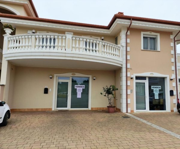 appartamento in vendita a Cepagatti in zona Vallemare