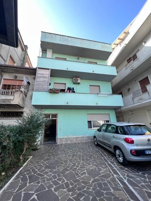 appartamento in vendita a Cepagatti in zona Villanova