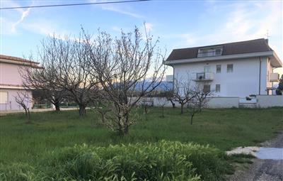 terreno edificabile in vendita a Cepagatti in zona Vallemare
