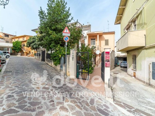 appartamento in vendita a Cepagatti in zona Villanova