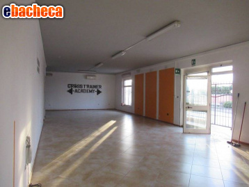 locale commerciale in vendita a Cepagatti in zona Villanova