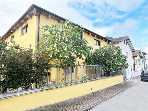 casa indipendente in vendita a Cepagatti in zona Villanova