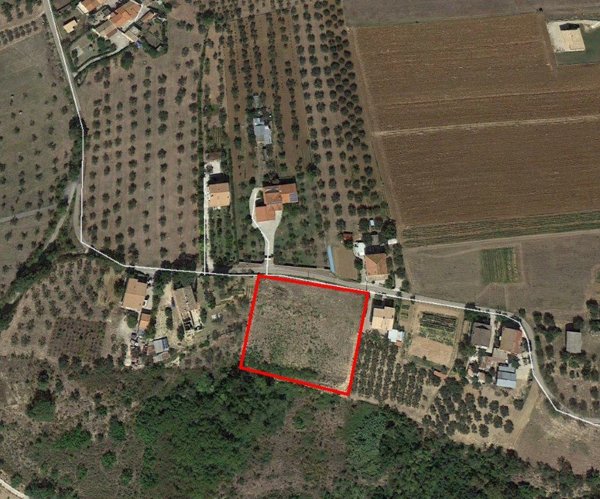 terreno edificabile in vendita a Cepagatti in zona Tre Croci