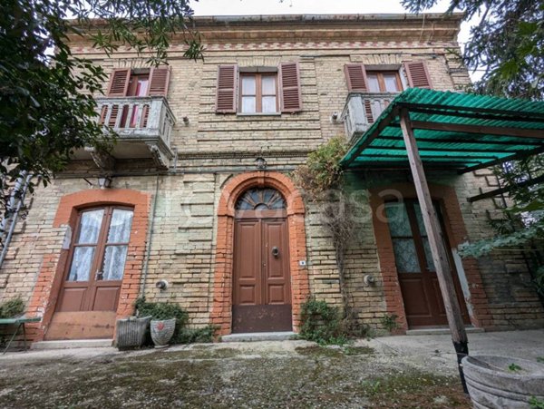 casa indipendente in vendita a Cepagatti