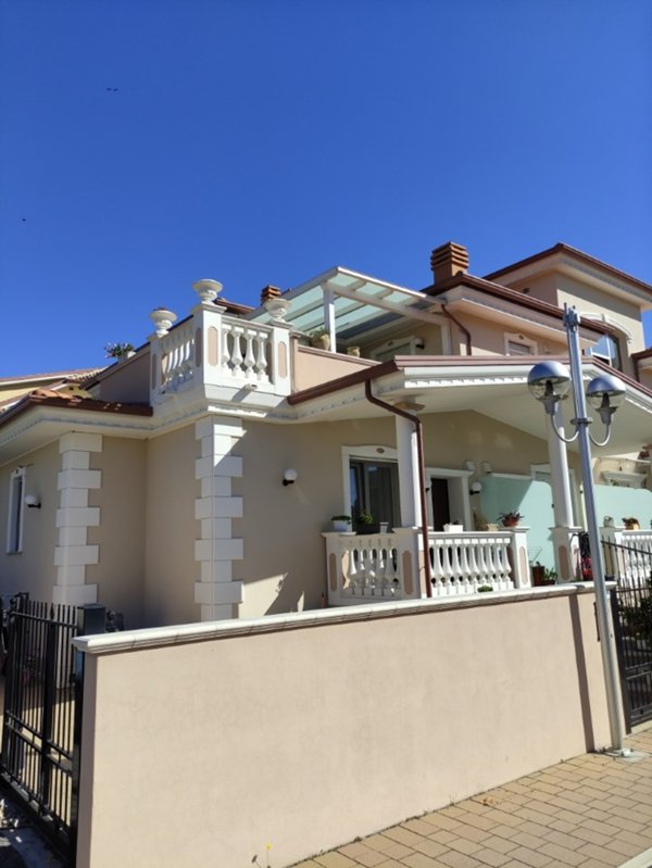 casa indipendente in vendita a Cepagatti