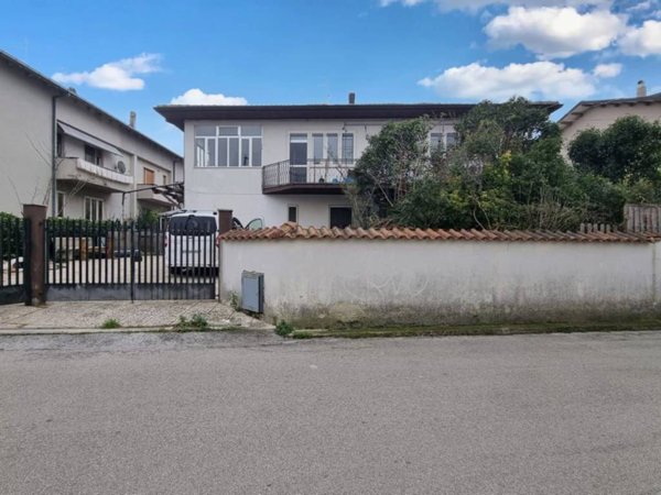 casa indipendente in vendita a Cepagatti in zona Villanova