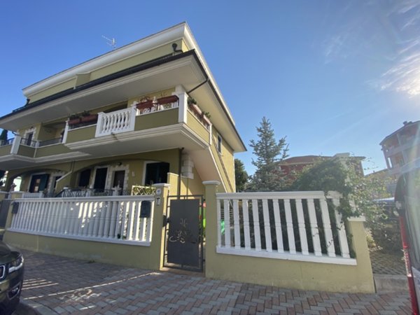 casa indipendente in vendita a Cepagatti