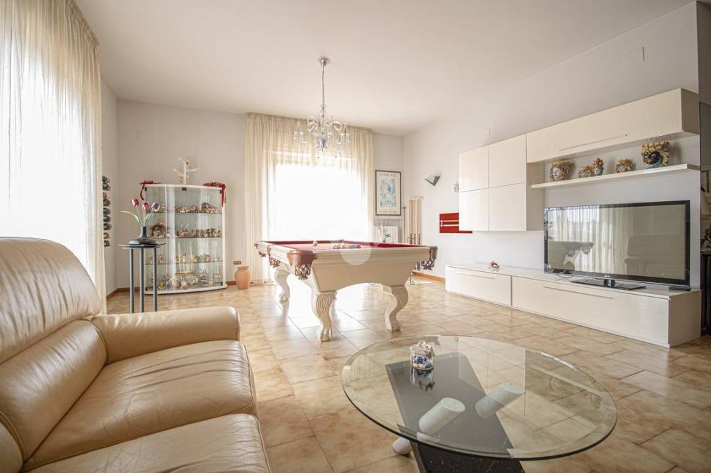 casa indipendente in vendita a Cepagatti