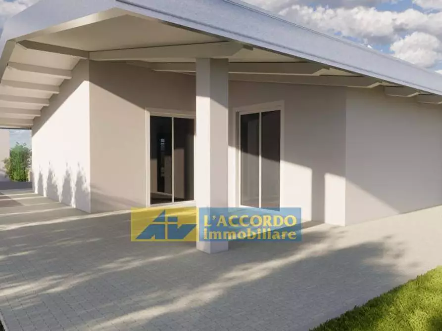 casa indipendente in vendita a Cepagatti in zona Tre Croci