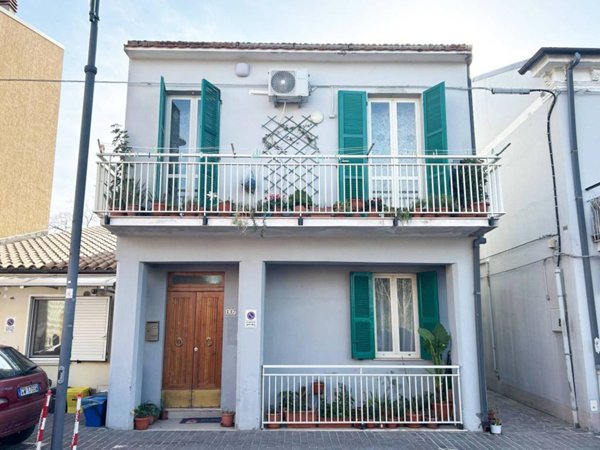casa indipendente in vendita a Cepagatti