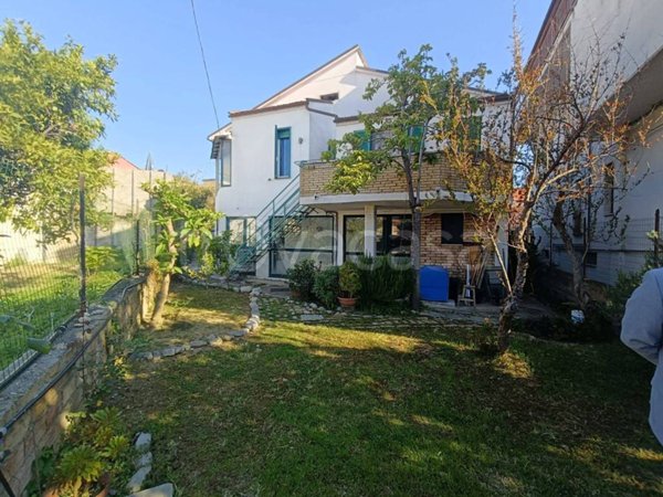 casa indipendente in vendita a Cepagatti