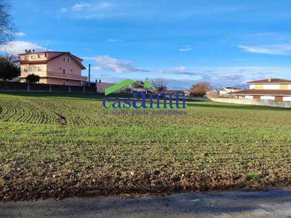 terreno edificabile in vendita a Cepagatti in zona Villareia