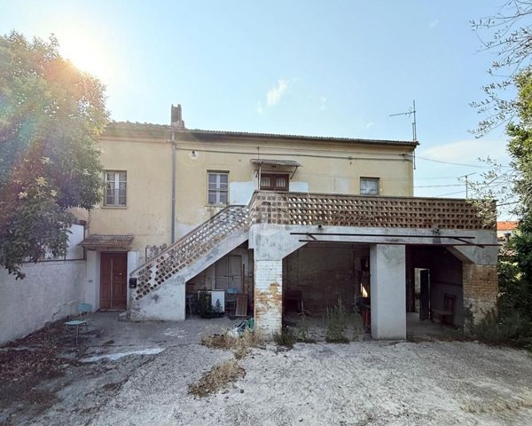 appartamento in vendita a Cepagatti in zona Vallemare