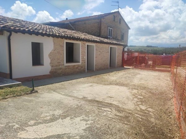 casa indipendente in vendita a Cepagatti in zona Villareia