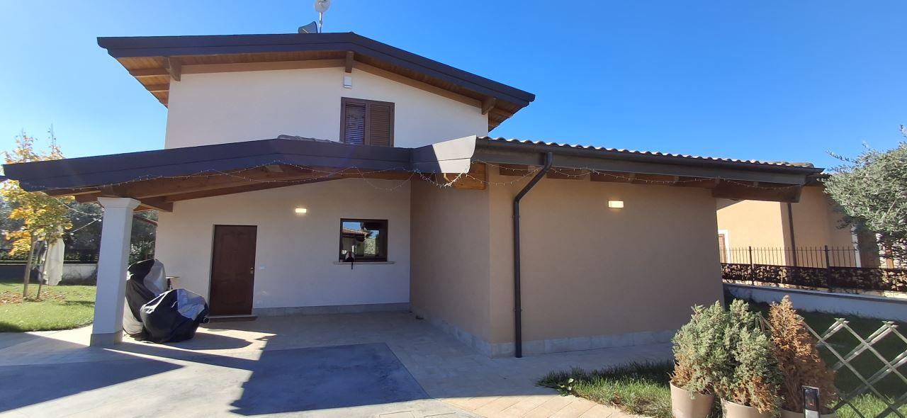 casa indipendente in vendita a Cepagatti