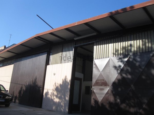 locale commerciale in vendita a Cepagatti in zona Buccieri