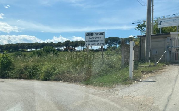 terreno edificabile in vendita a Cepagatti in zona Villanova