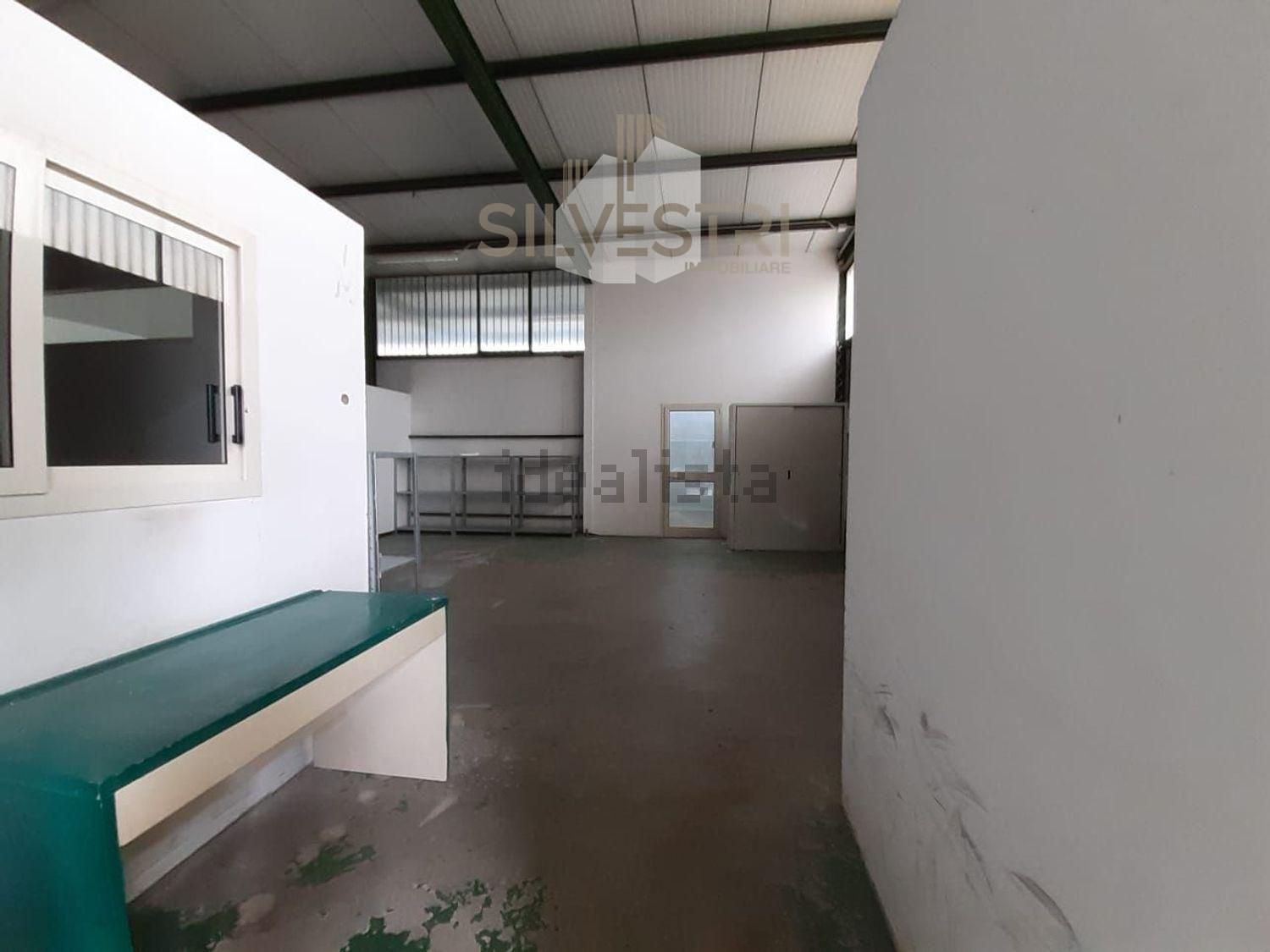 capannone in vendita a Cepagatti in zona Villanova