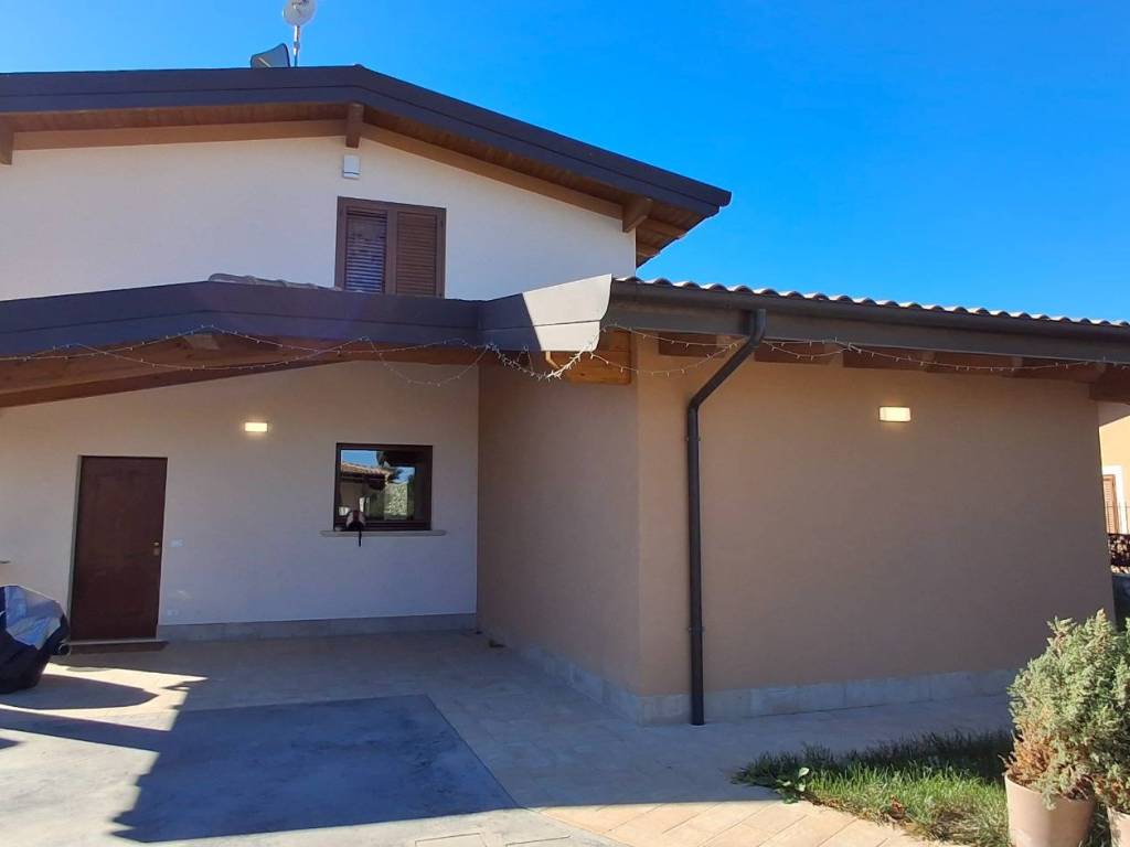 casa indipendente in vendita a Cepagatti
