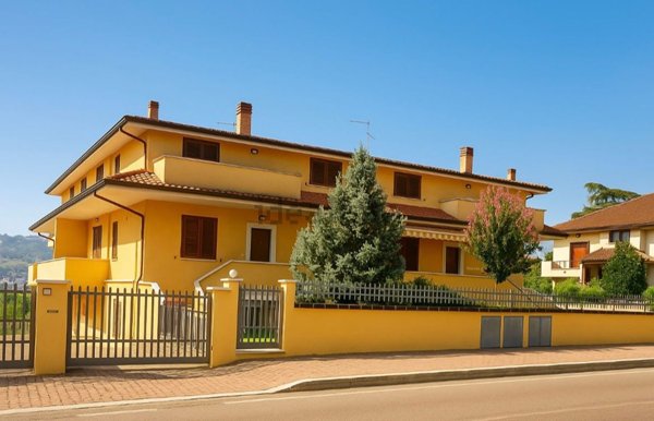casa indipendente in vendita a Cepagatti in zona Villanova