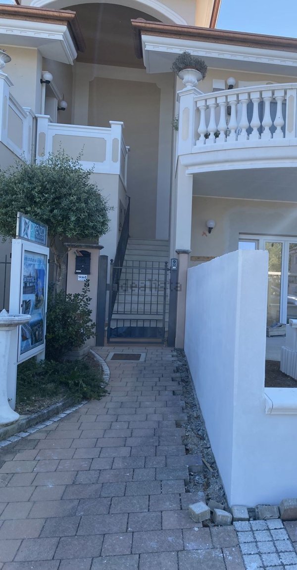 appartamento in vendita a Cepagatti in zona Vallemare