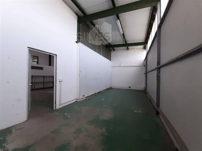 ufficio in vendita a Cepagatti in zona Villanova